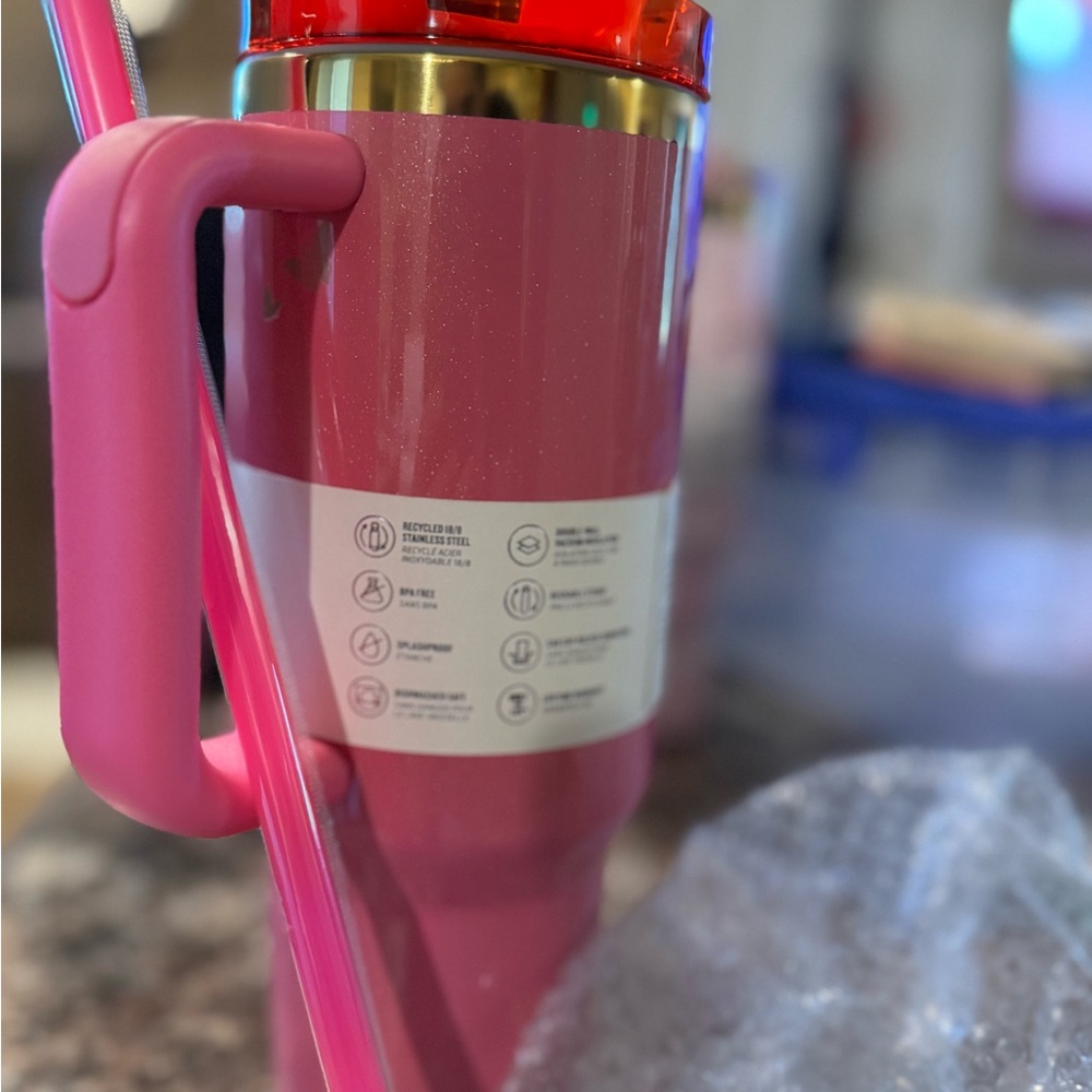 Stanley Pink Quencher H2.0 Tumbler - Picture 3 of 5